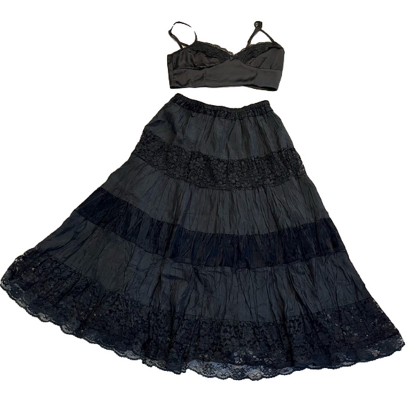 Vintage Dresses & Skirts - Vintage Mixed Material Black Maxi Skirt Crinkle Crepe Velvet Lace Goth Glam S-M